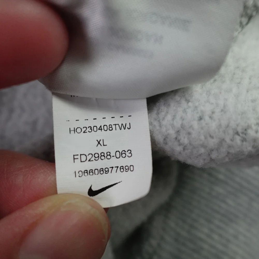 Nike Hoodie Boys XL Gray Sporty Pullover Graphic Logo Sweatshirt